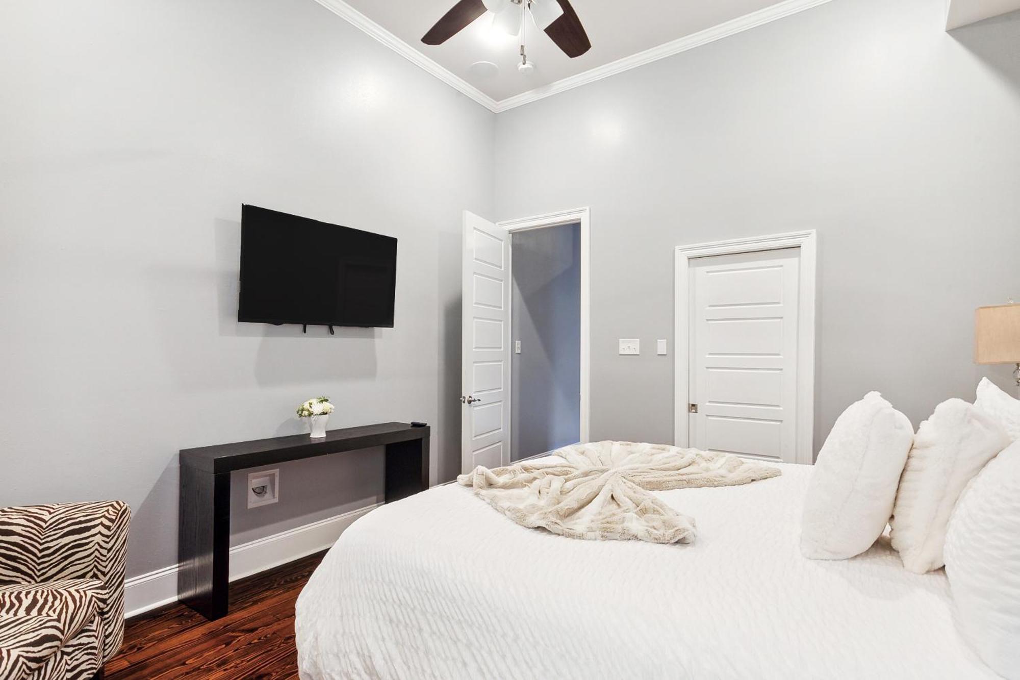 Amazing 3Bedroom Townhome, In Historic Dryade City New Orleans Exterior photo