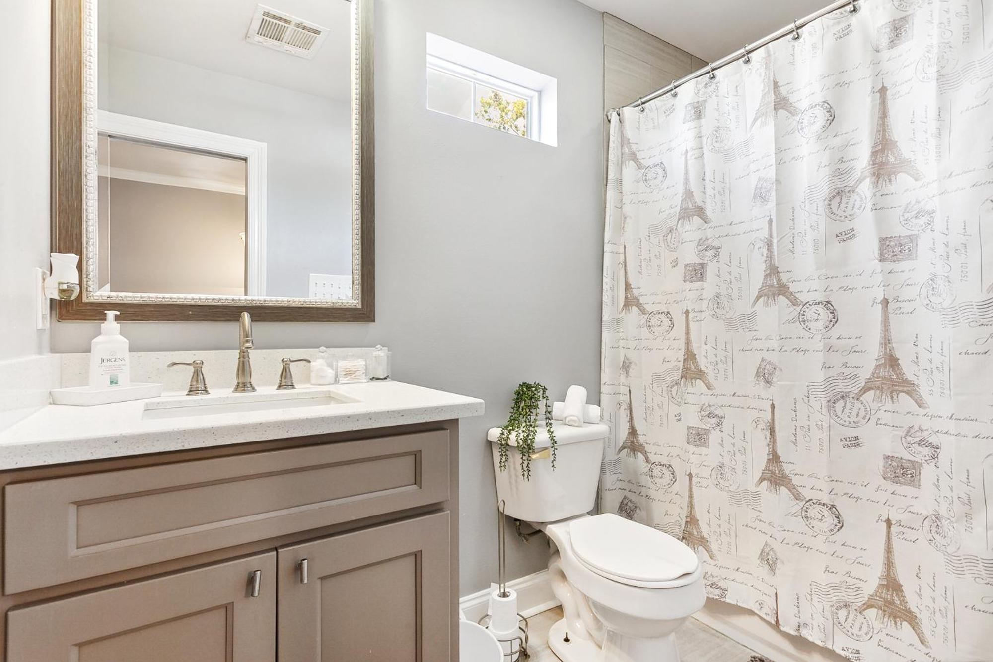 Amazing 3Bedroom Townhome, In Historic Dryade City New Orleans Exterior photo